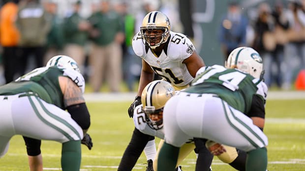 atlanta-falcons-jonathan-vilma-replace-sean-weatherspoon-injury.jpg
